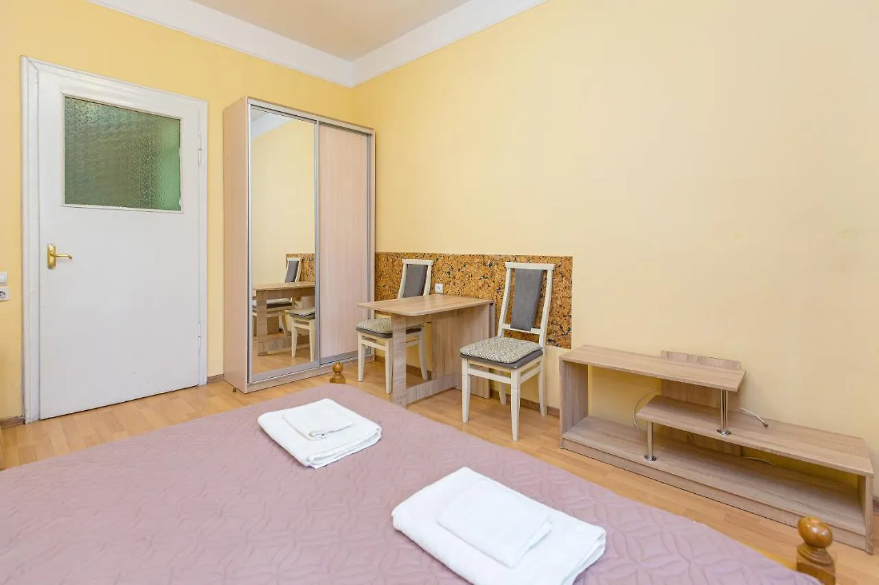 Apartment Подобово У Місті Львові На Вулиця Ференца Ліста 3 Біля Палацу Мистецтв Центр Ukraine